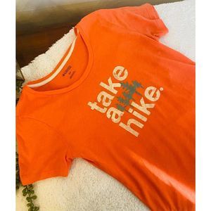 Columbia
Small Orange Short Sleeve “Take a Hike” T shirt